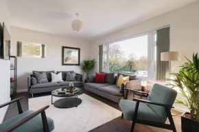 Yewbeck: brand new, garden views